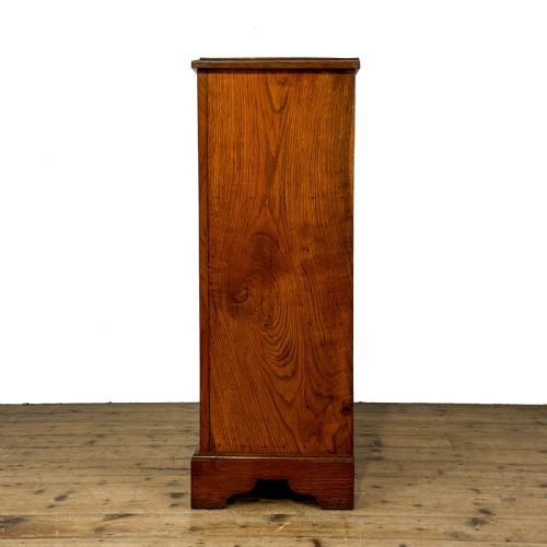 ANTIQUE OAK TWO DOOR CUPBOARD - ADDITIONAL PHOTO 3