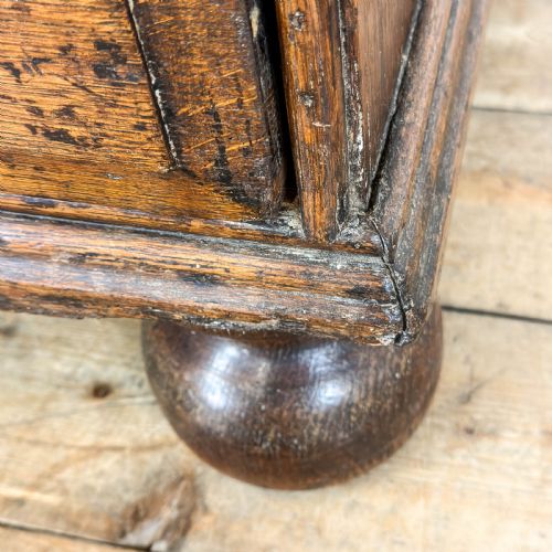 ANTIQUE 18TH CENTURY OAK CHEST OF DRAWERS - ADDITIONAL PHOTO 10