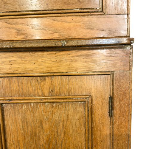 ANTIQUE EARLY 20TH CENTURY OAK CUPBOARD - ADDITIONAL PHOTO 9