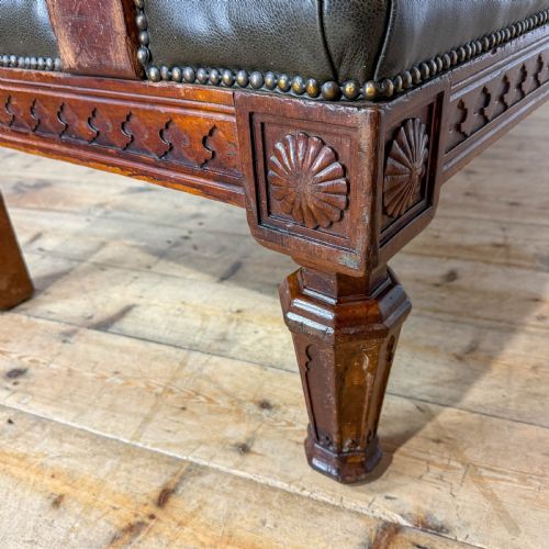ANTIQUE LATE 19TH CENTURY CARVED OAK SETTLE - ADDITIONAL PHOTO 9