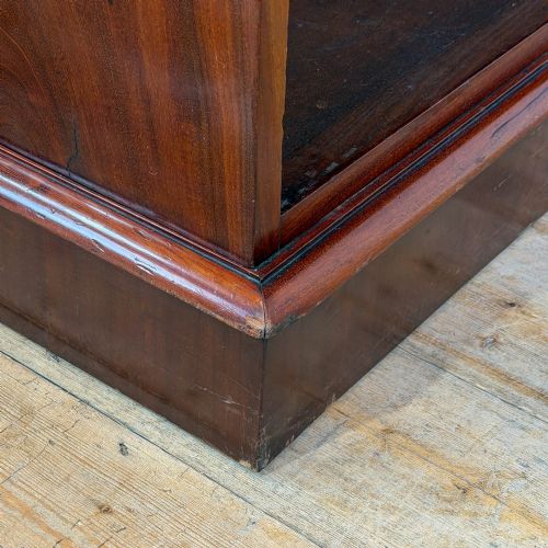 ANTIQUE LARGE MAHOGANY BOOKCASE - ADDITIONAL PHOTO 5