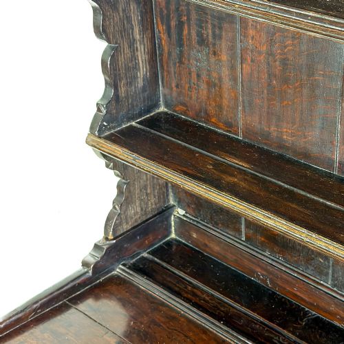 ANTIQUE 19TH CENTURY OAK DRESSER - ADDITIONAL PHOTO 9