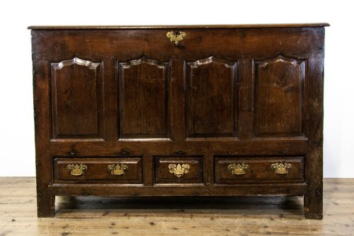 ANTIQUE WELSH OAK MULE CHEST - ADDITIONAL PHOTO 1
