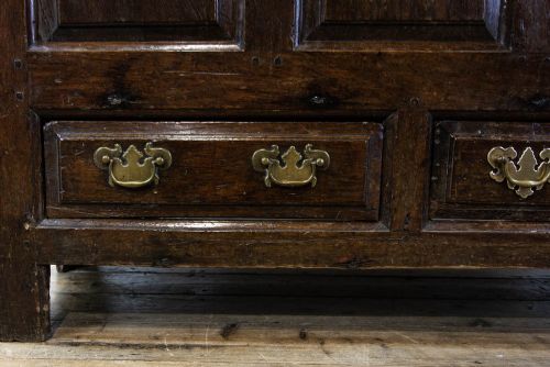 ANTIQUE WELSH OAK MULE CHEST - ADDITIONAL PHOTO 3
