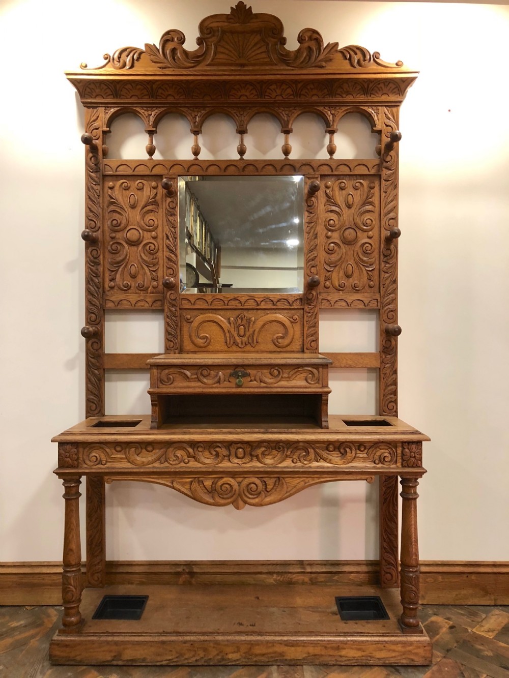  Heavily Carved Victorian Light Oak Hat and Coat Hall Stand 
