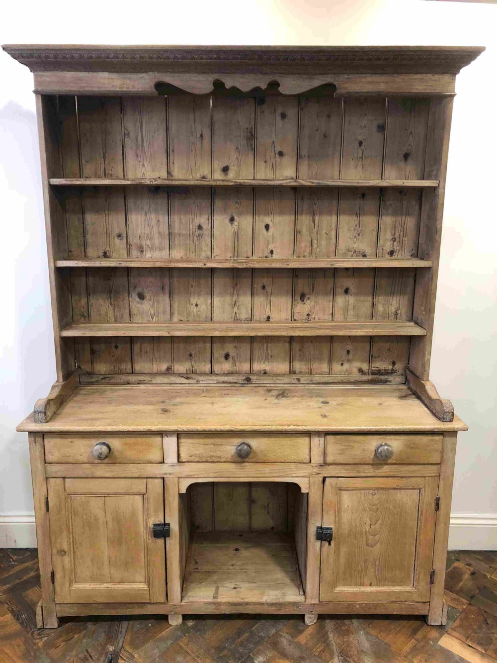  Antique Pine Dresser with Dog Kennel Base 