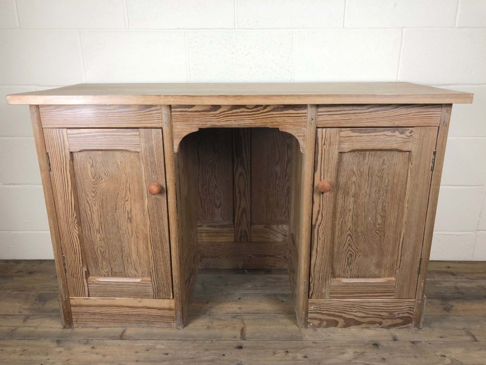 Pitch Pine Kneehole Desk