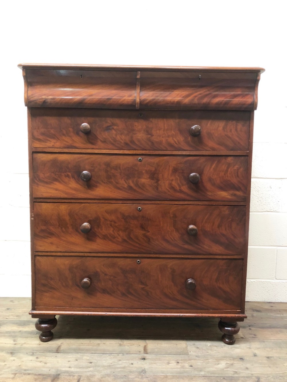 Victorian Flame Mahogany Chest of Drawers 