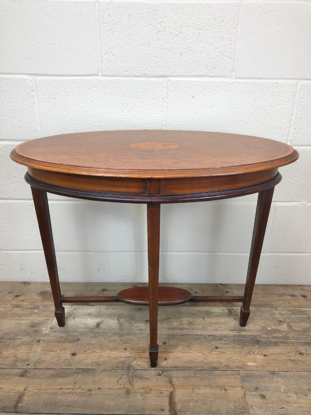 Edwardian Mahogany Inlaid Oval Occasional Table