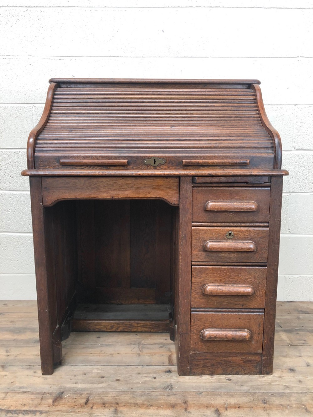 Antique Early 20th Century Oak Roll Top Desk 
