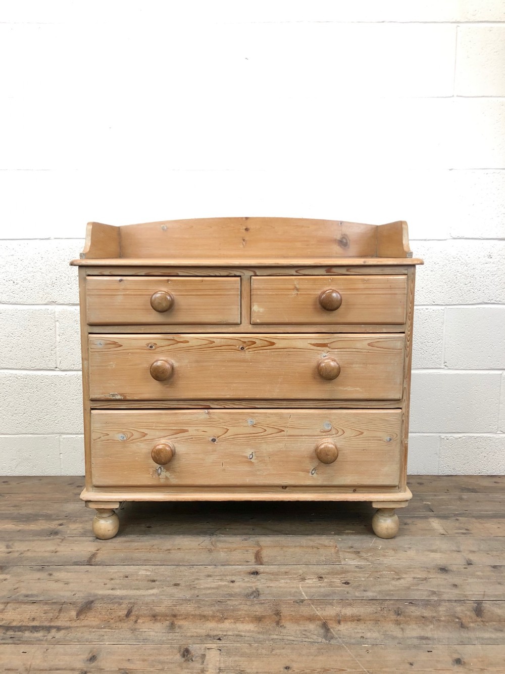 Victorian Pine Chest of Drawers with Gallery Back