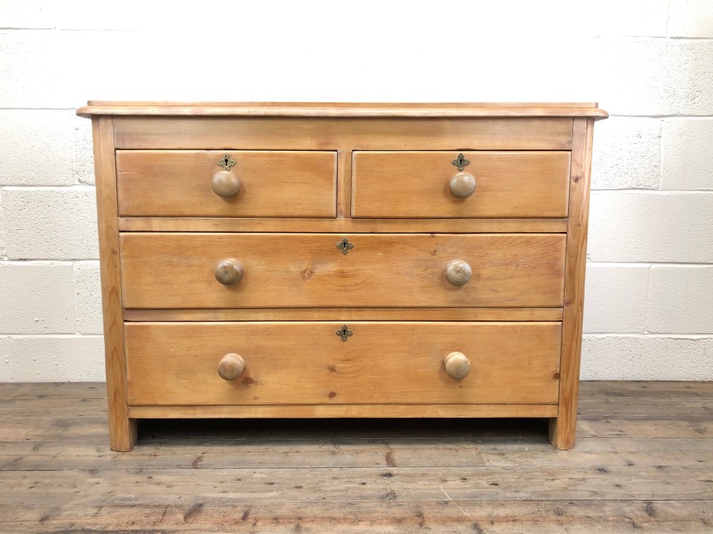 Antique Victorian Pine Chest of Drawers