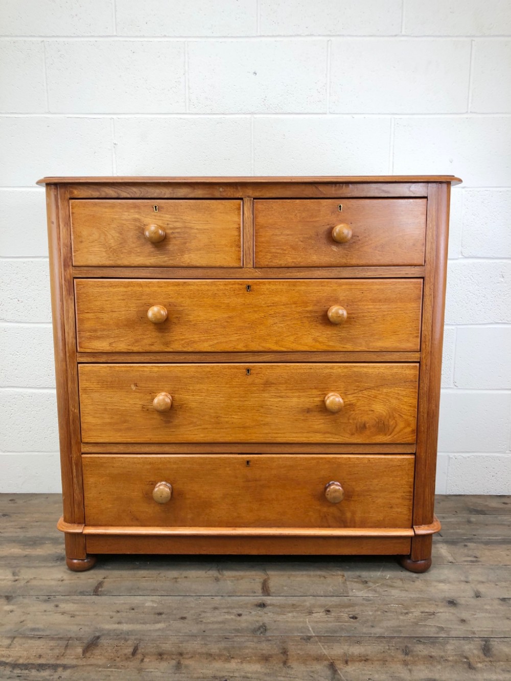 Antique Victorian Chest of Drawers