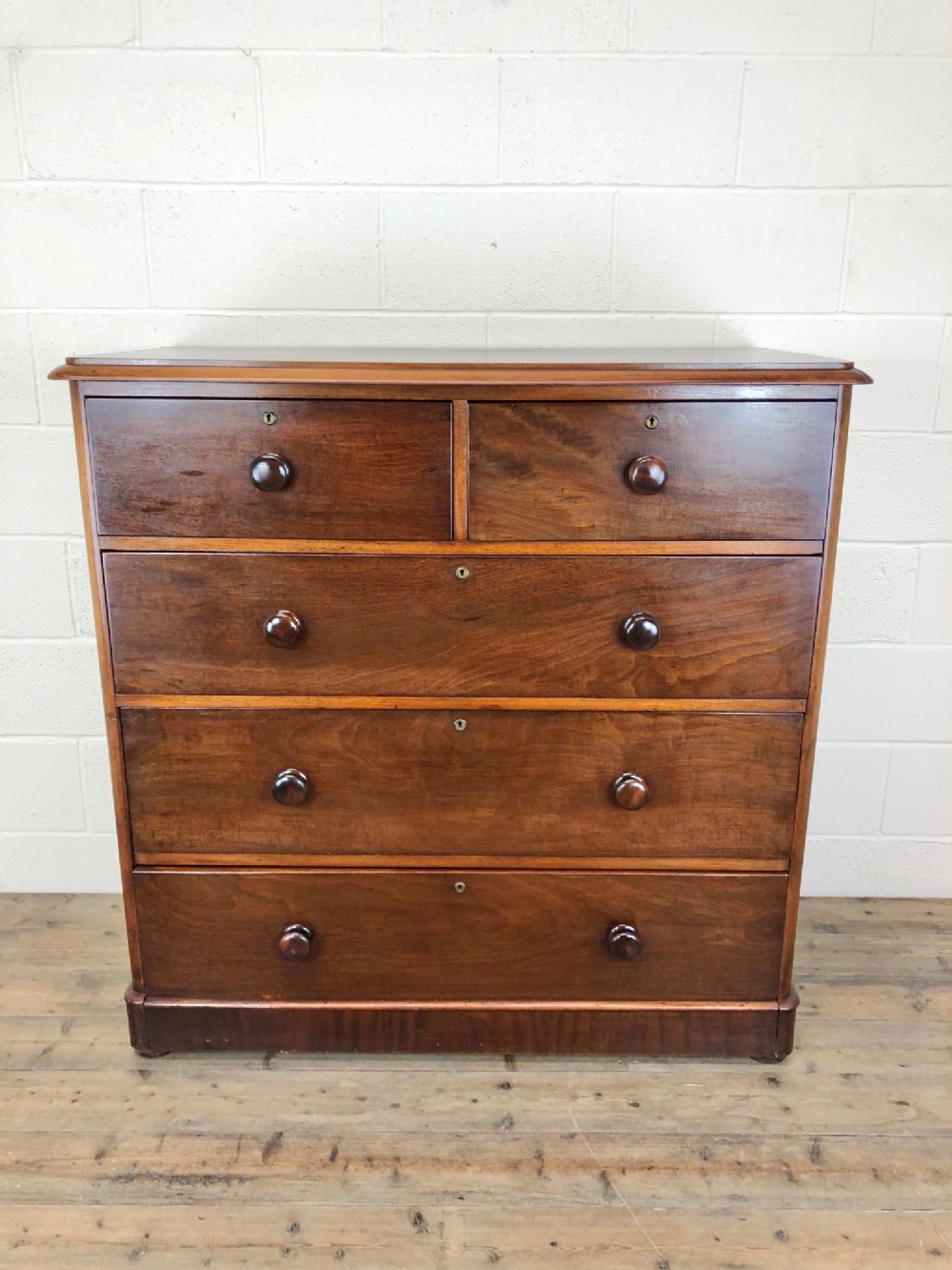Large Victorian Mahogany Chest of Drawers