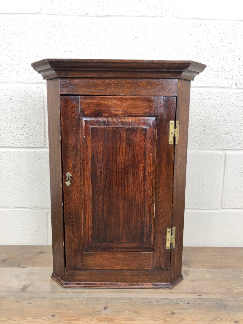 Small Early 19th Century Oak Corner Cupboard