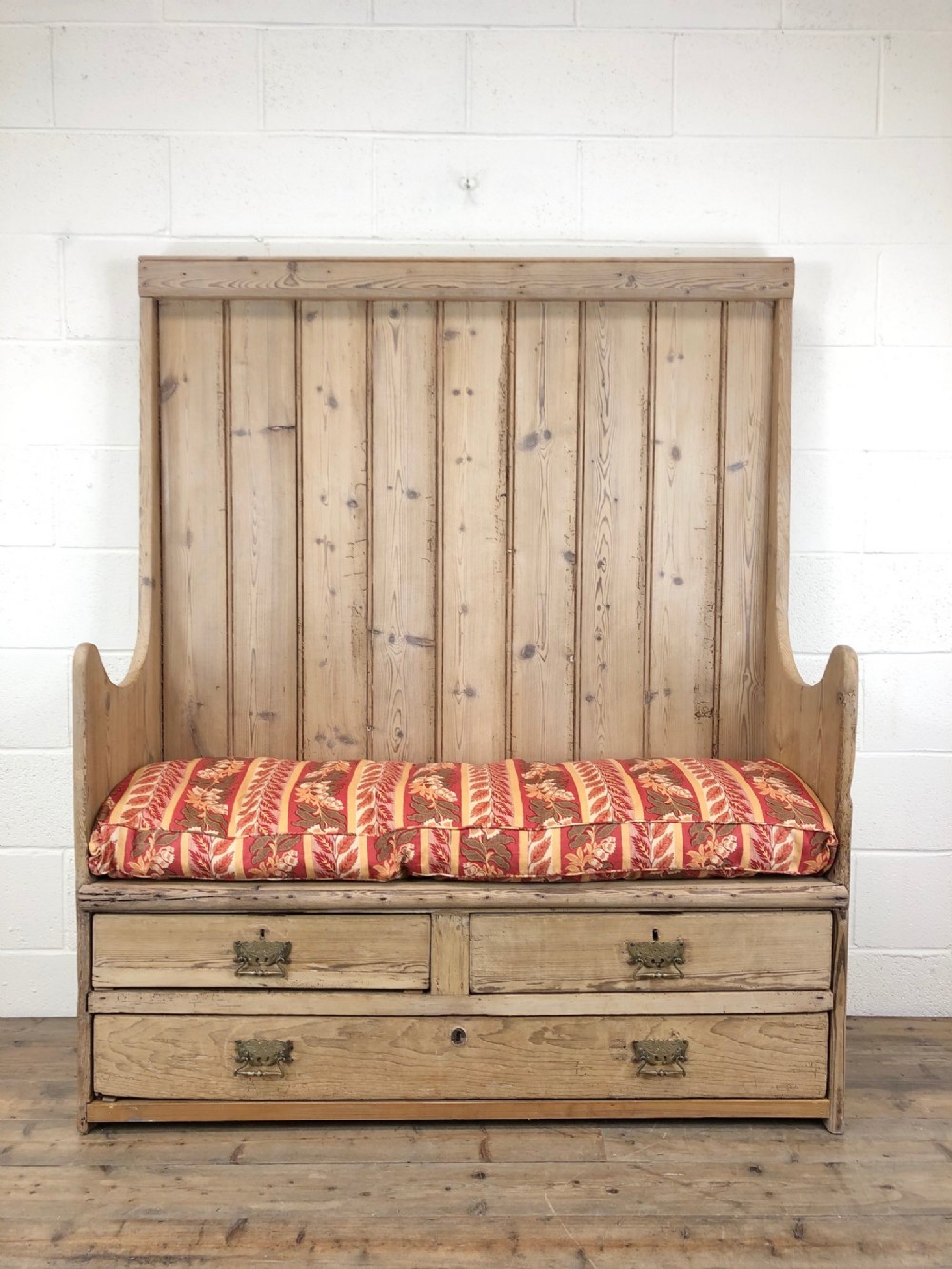 Rustic Antique Pine High Back Tavern Settle