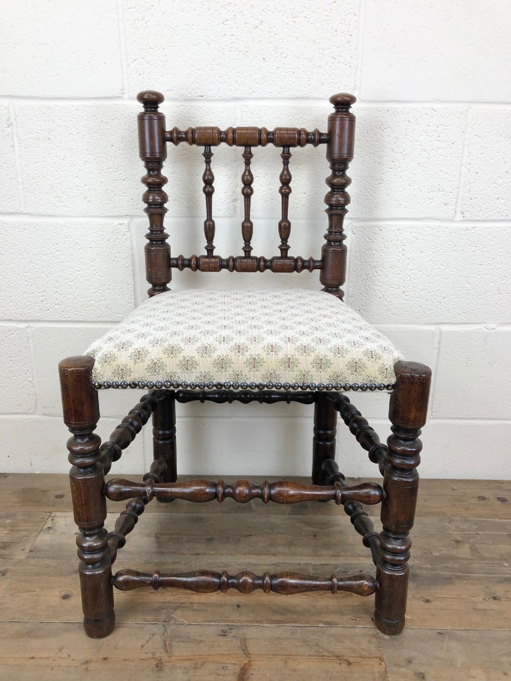 Early 19th Century Decorative Bobbin Turned Chair