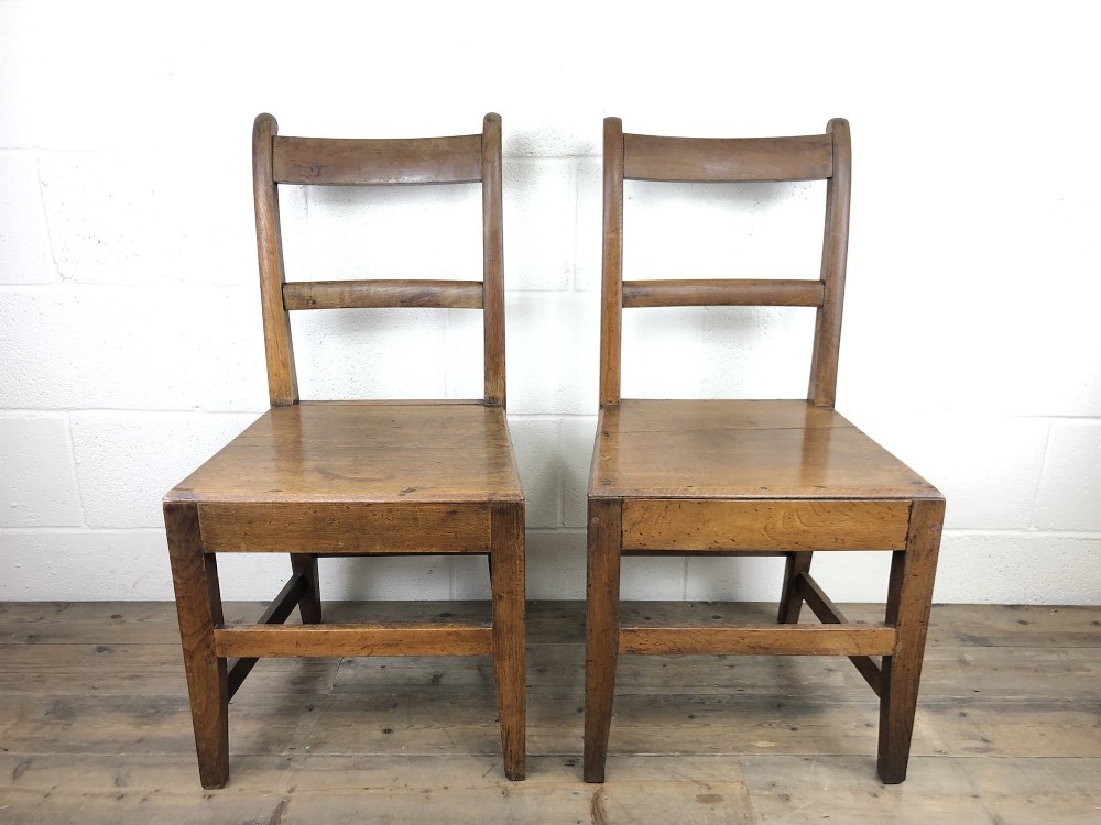 Pair of 19th Century Welsh Oak Bar Back Farmhouse Chairs