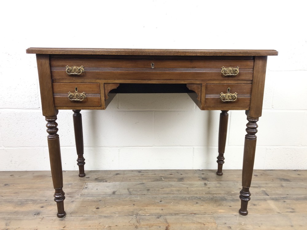 Antique Victorian Mahogany Side Table