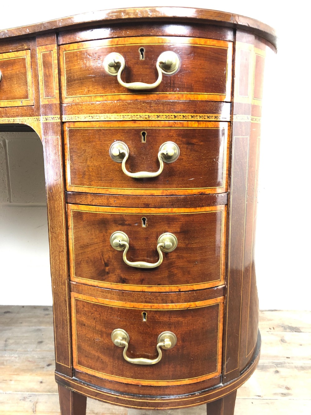 Edwardian Inlaid Mahogany Kidney Shaped Kneehole Desk View IX