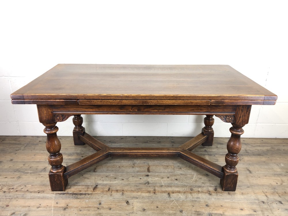 Extending Oak Draw Leaf Refectory Dining Table 