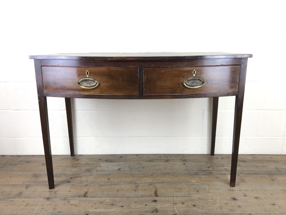 Georgian Mahogany Bow Front Side Table