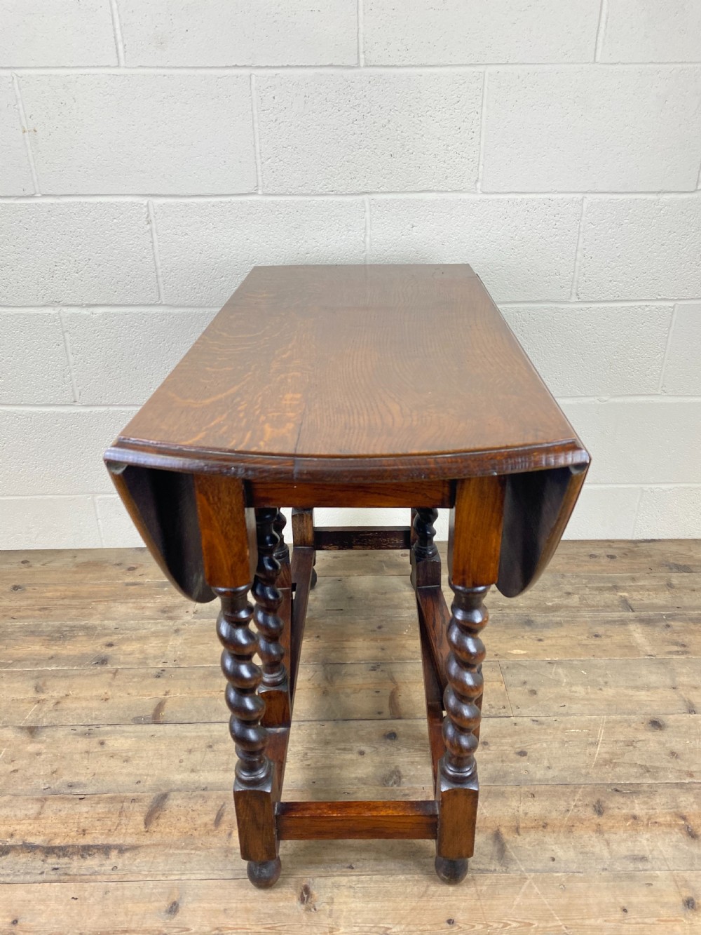 Antique Oak Gate Leg Table  View IV