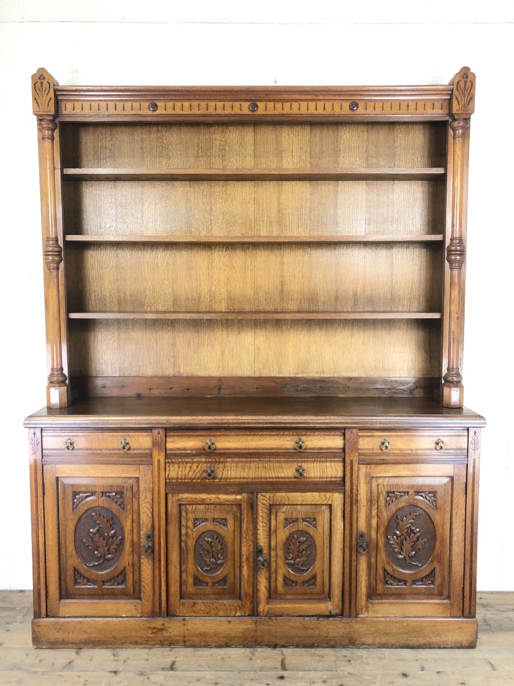 Early 20th Century Antique Oak Dresser