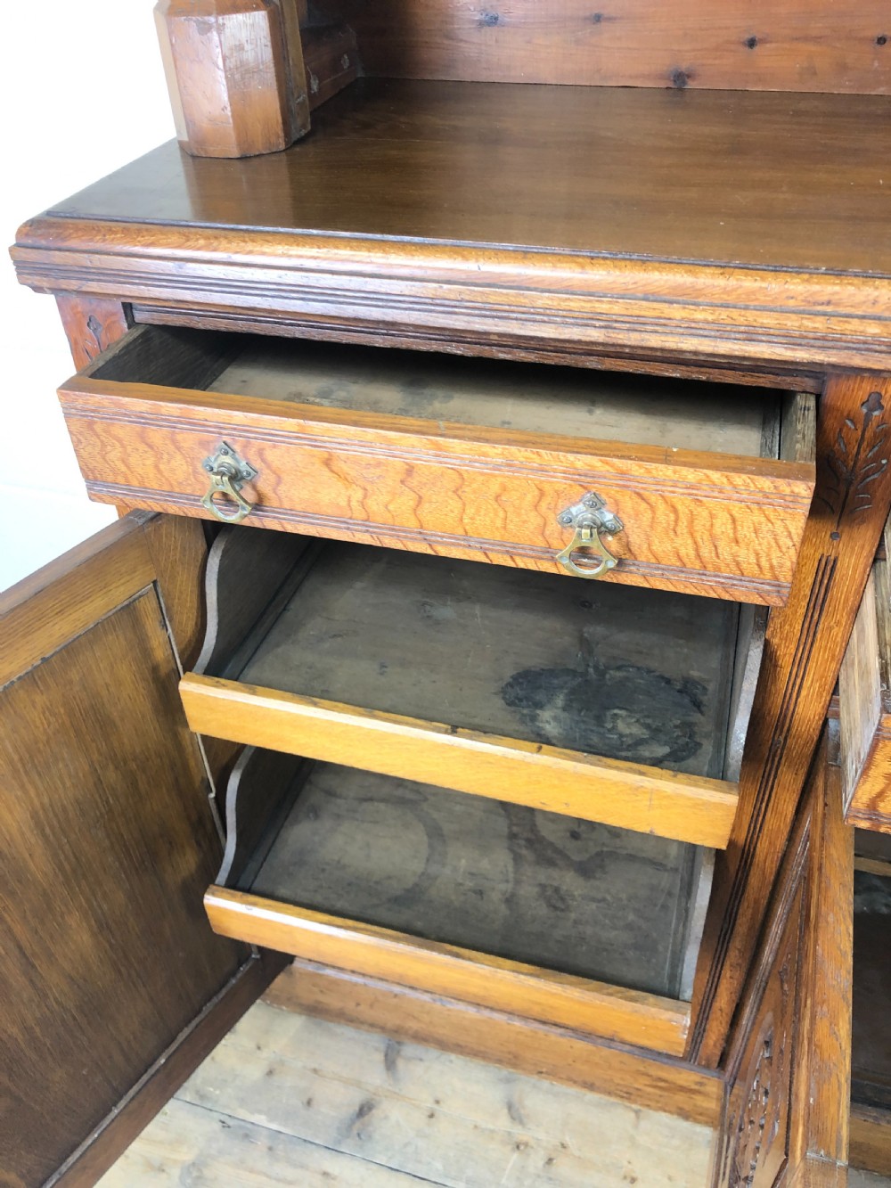 Early 20th Century Antique Oak Dresser View V