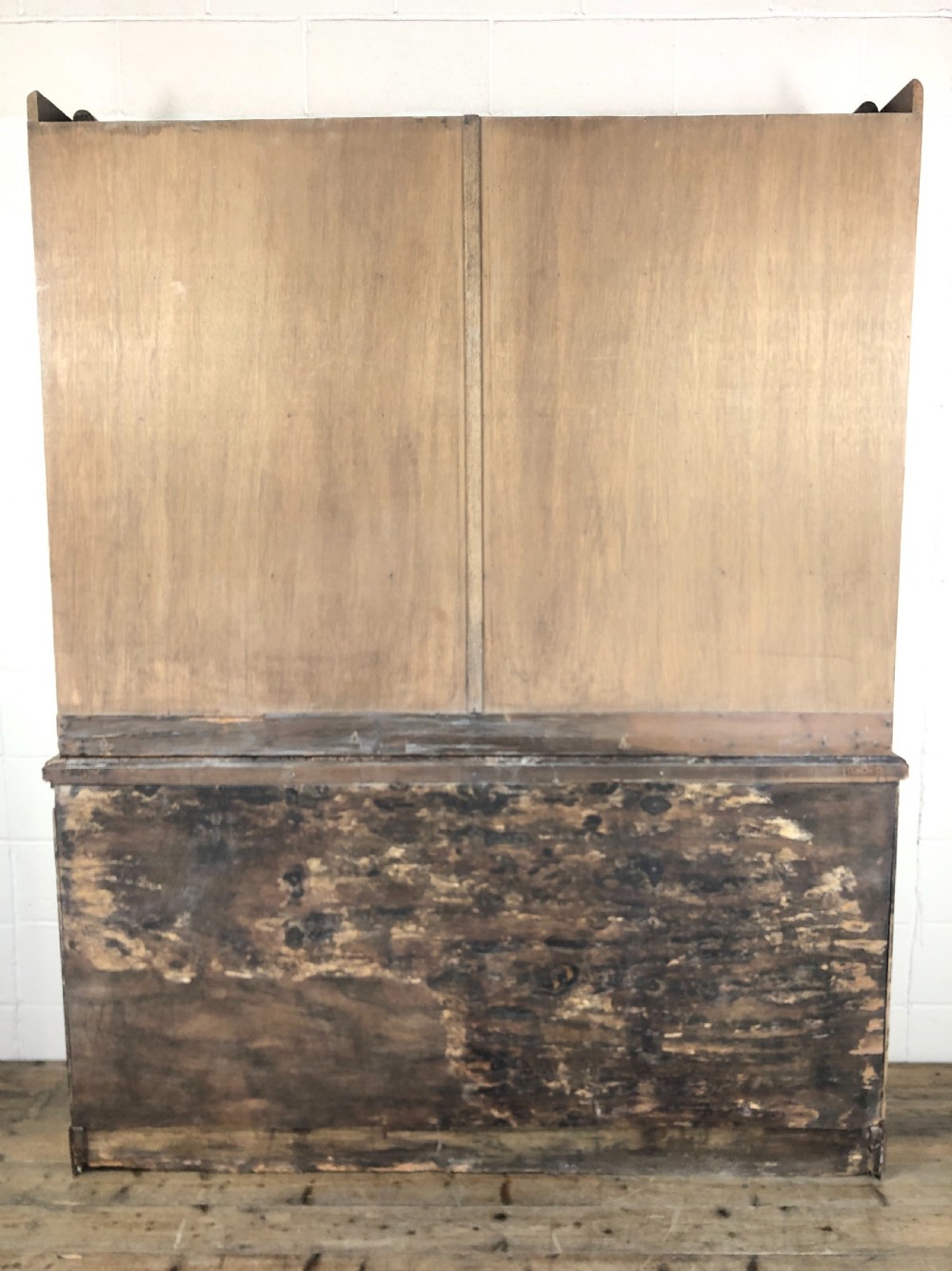 Early 20th Century Antique Oak Dresser View X