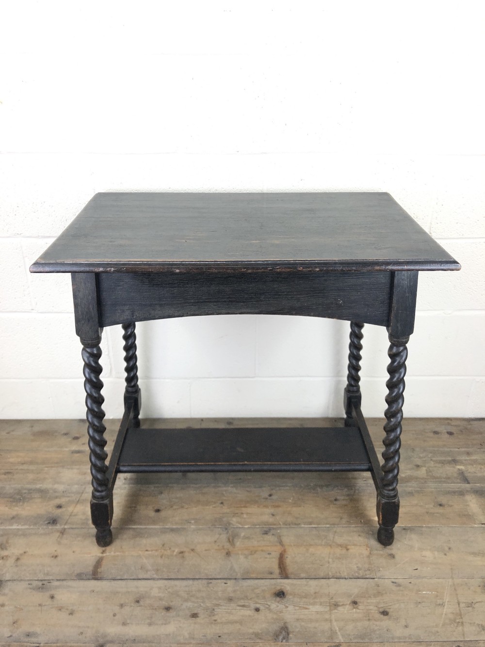 Early 20th Century Oak Side Table with Barley Twist Legs