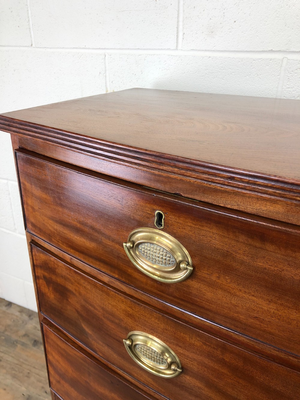 19th Century Mahogany Bow Front Chest of Drawers View VII