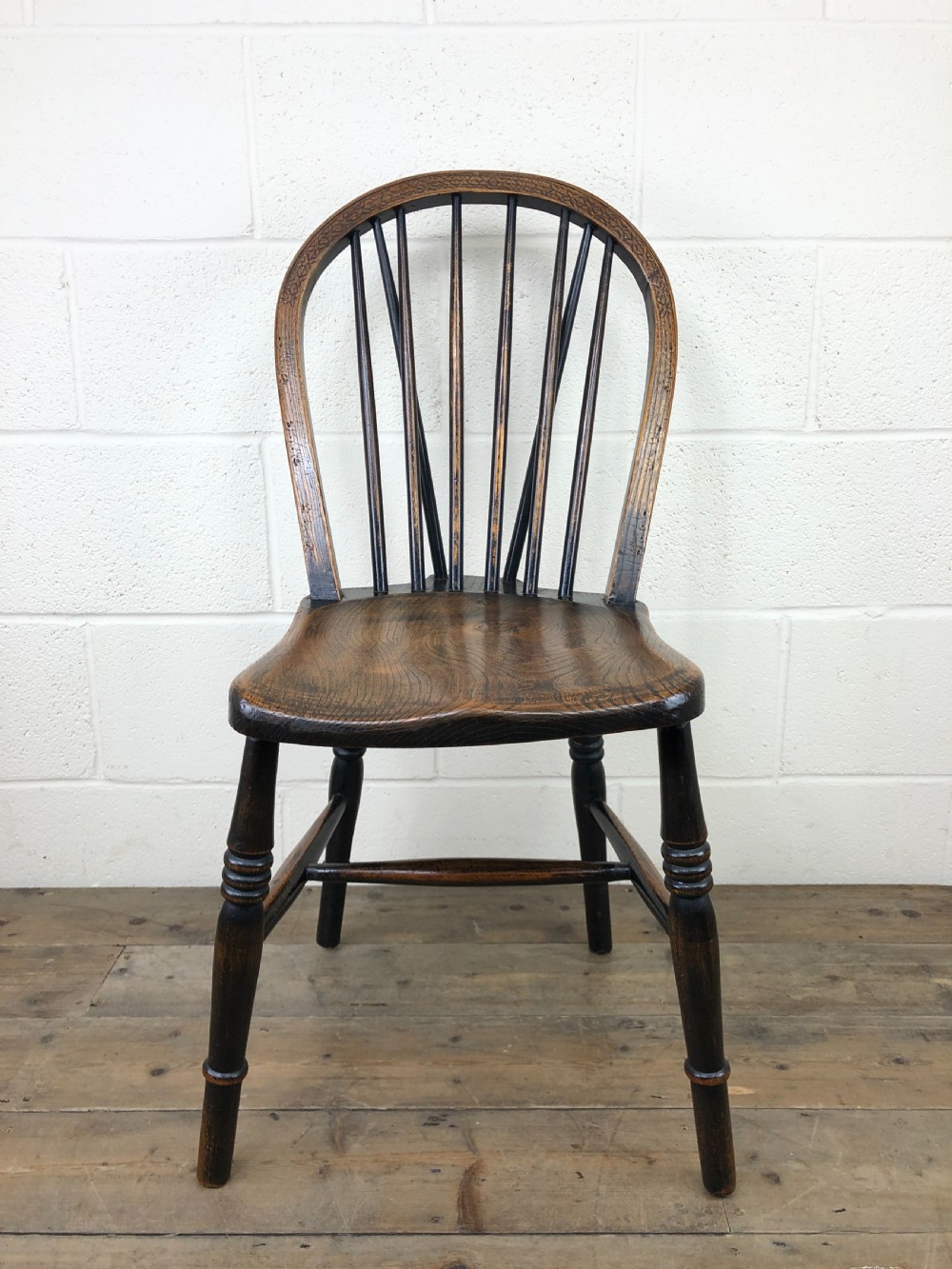 Set of Four 19th Century Ash and Elm Hoop Back Chairs View IV