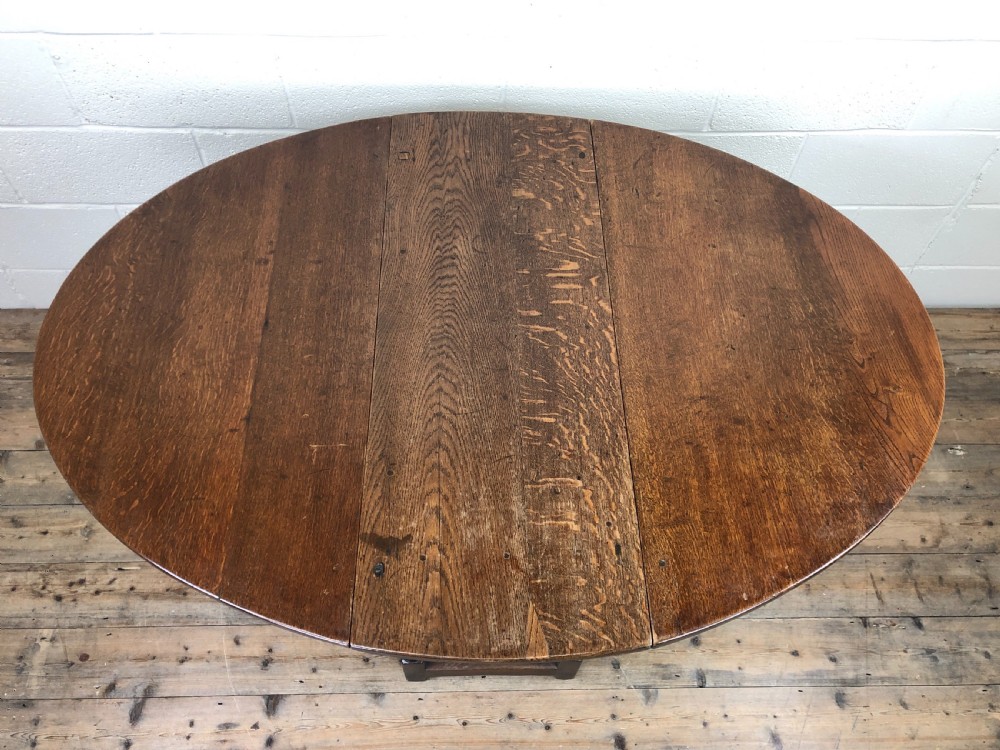 Antique 19th Century Oak Gate Leg Dining Table View IV
