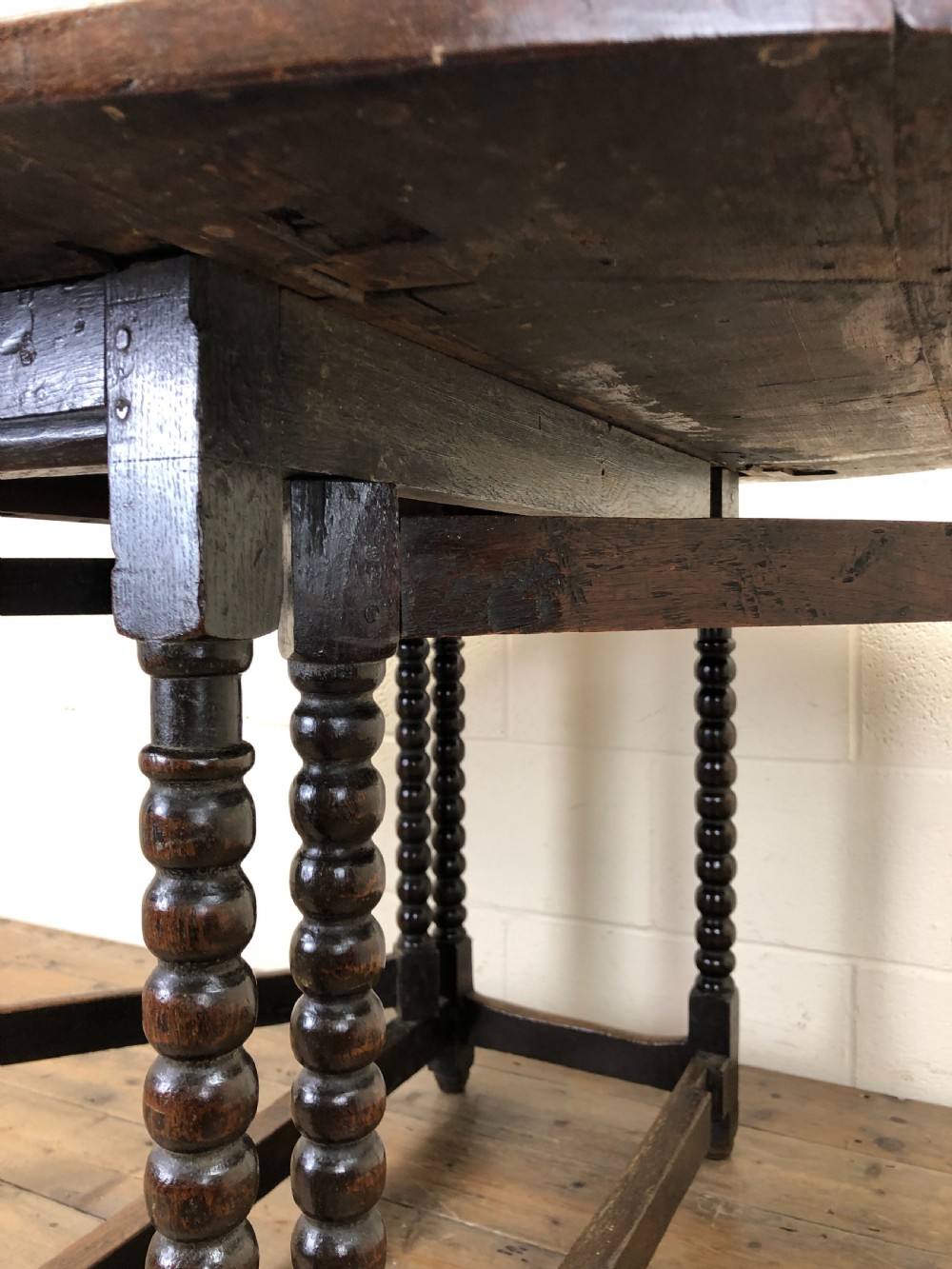 Antique 19th Century Oak Gate Leg Dining Table View VII