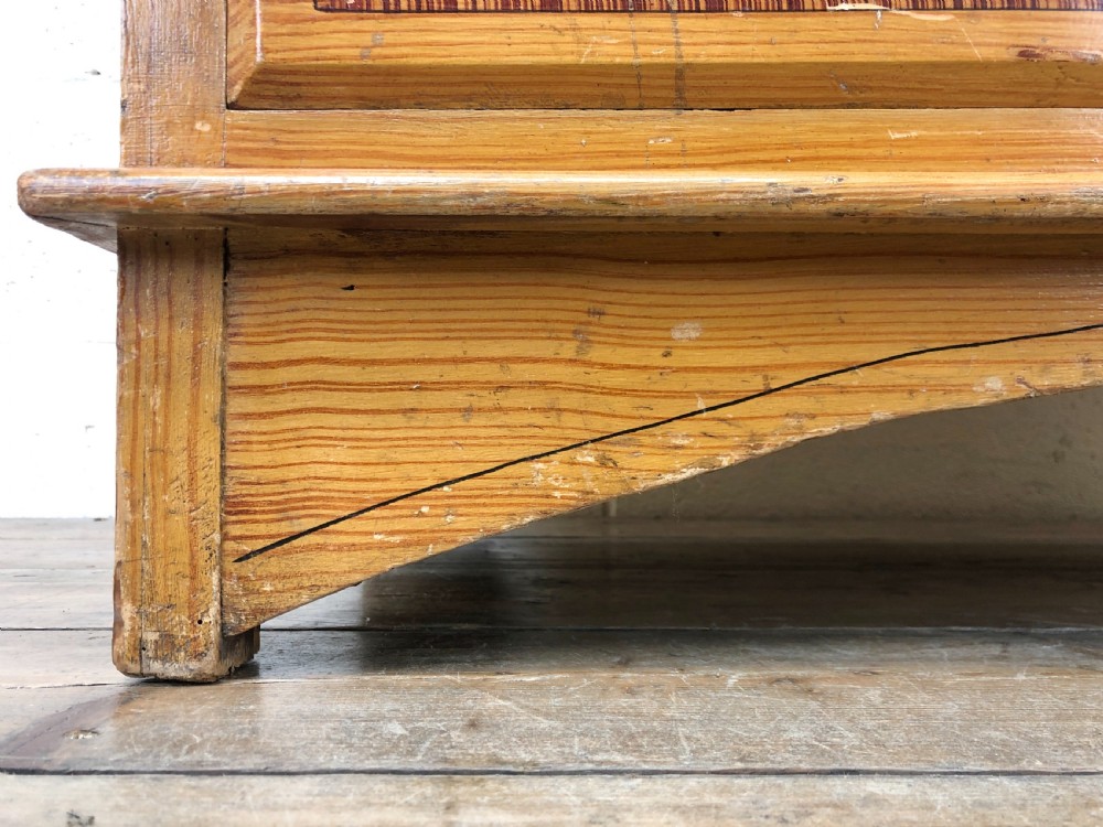 Early 20th Century Pine Chest of Drawers View VI