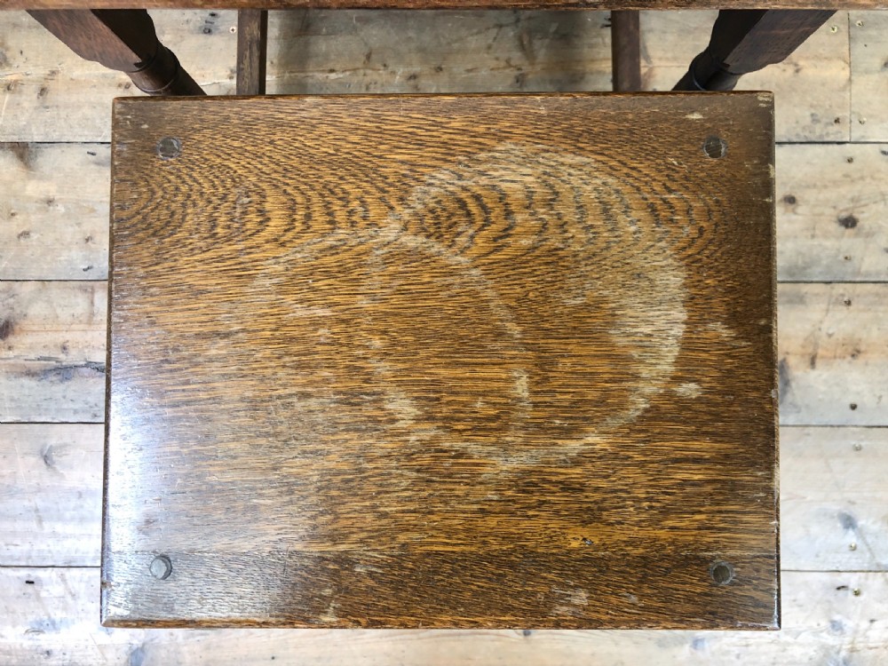 Early 20th Century Oak Nest of Three Side Tables View VI
