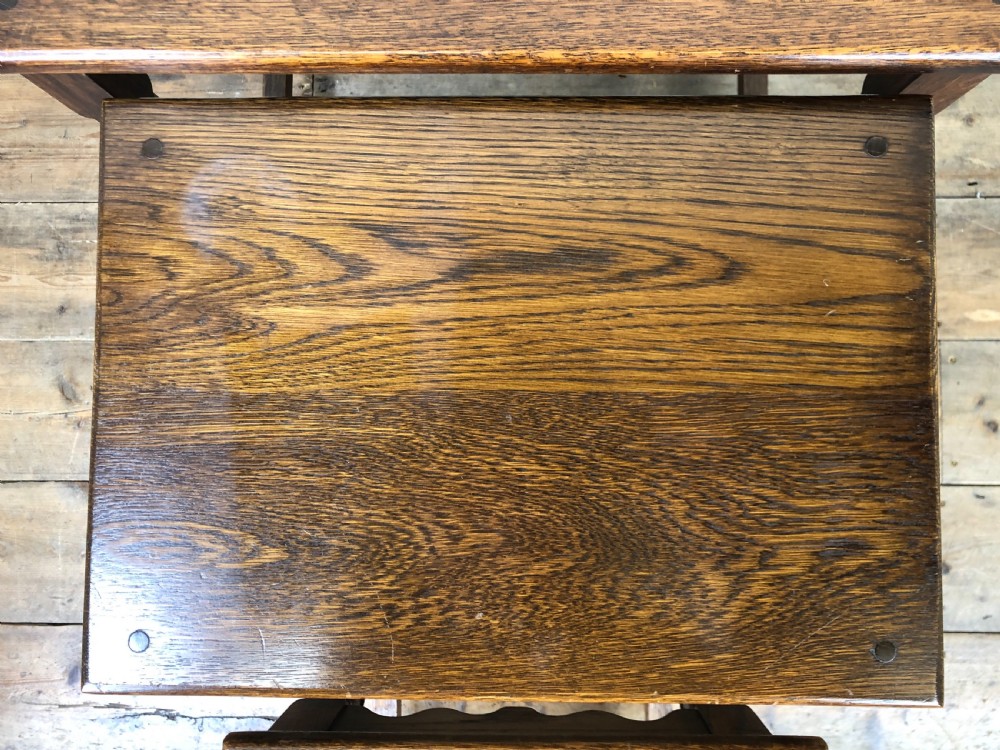 Early 20th Century Oak Nest of Three Side Tables View VII