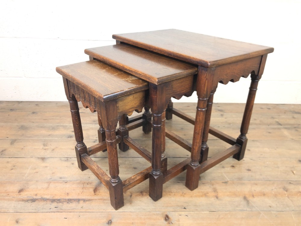 Early 20th Century Oak Nest of Three Side Tables View IX