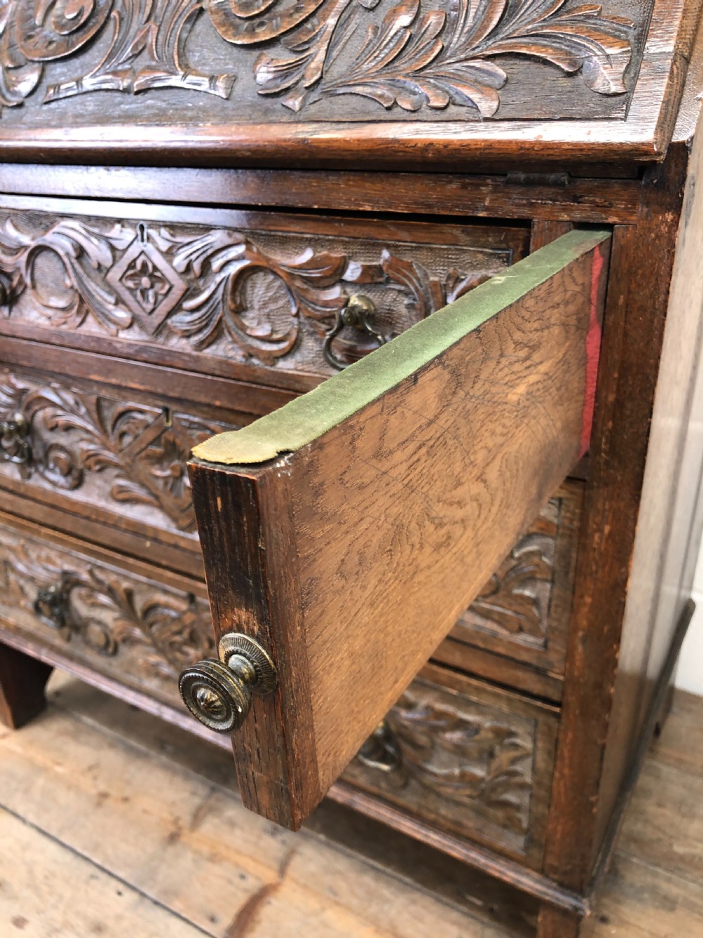 Early 20th Century Oak Carved Bureau View V