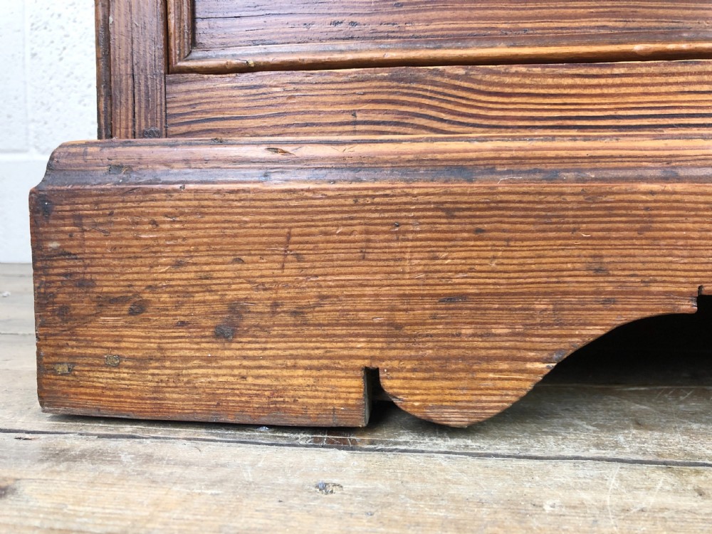 Early 20th Century Pitch Pine Chest of Drawers View IV