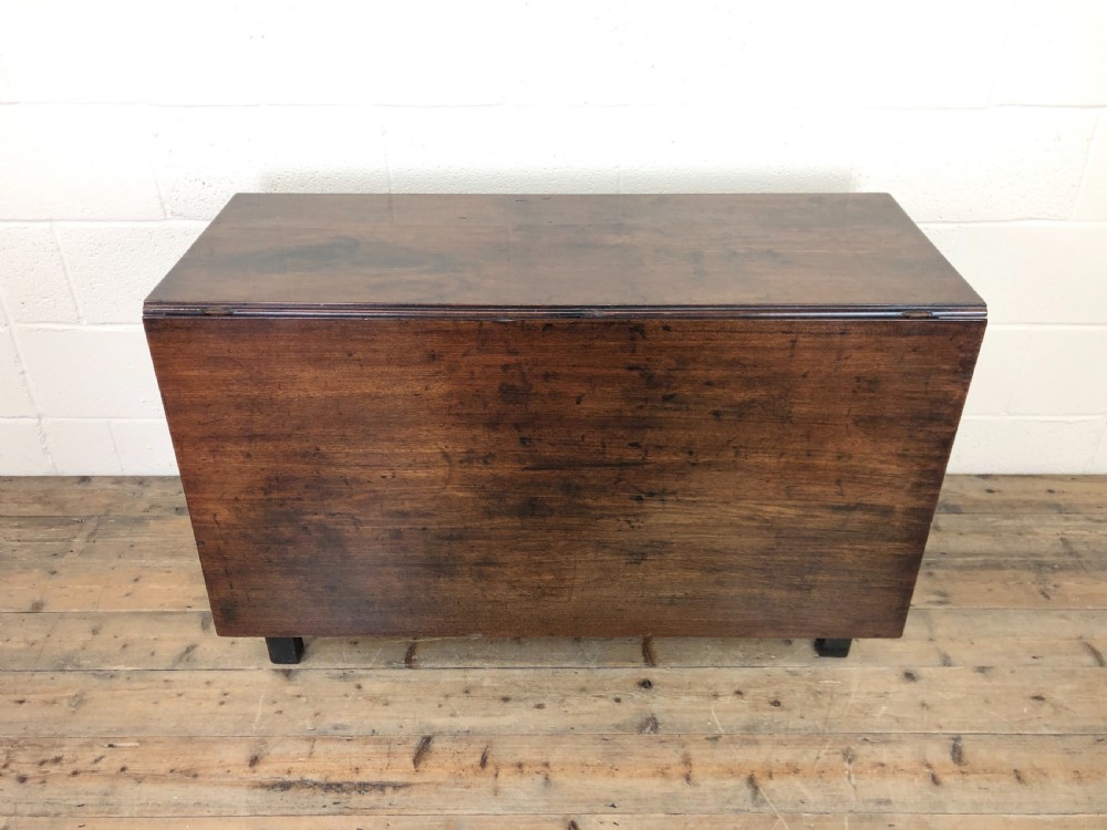 18th Century Mahogany Drop Leaf Table View V
