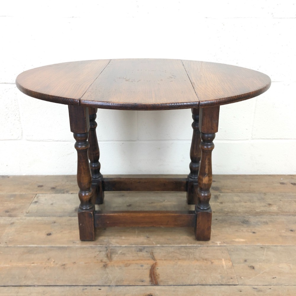 Small Antique Oak Drop Leaf Table