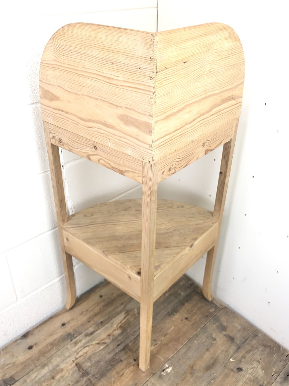 Georgian Pine Washstand View VI