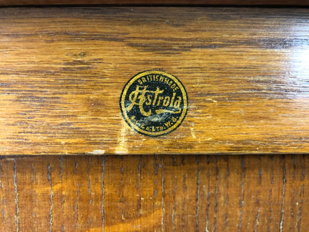 Early 20th Century Oak Desk with Six Drawers View IX