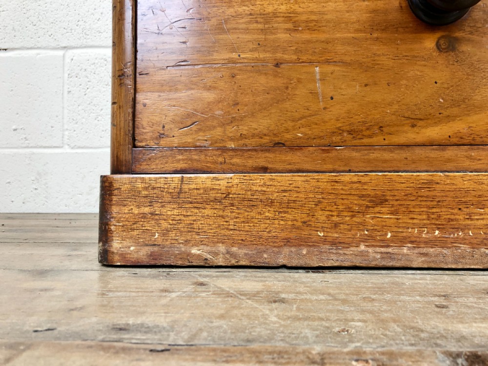 Victorian Mahogany Straight Front Chest of Drawers View VI
