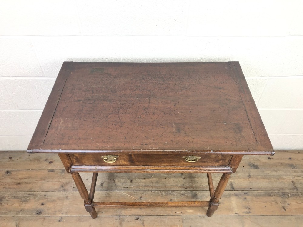 Early 20th Century Oak Side table View IV