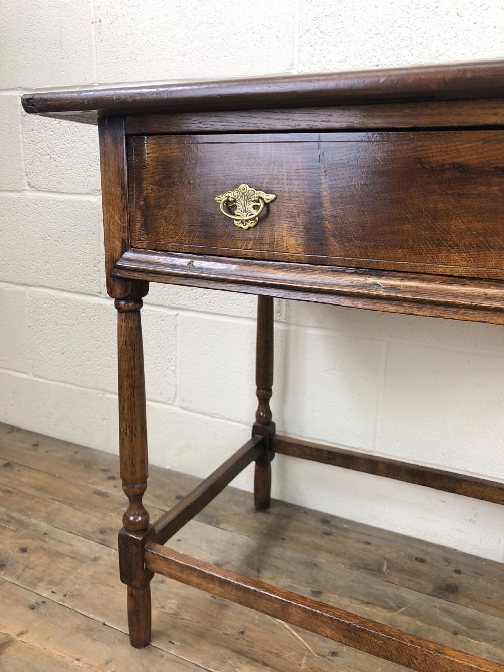Early 20th Century Oak Side table View VI