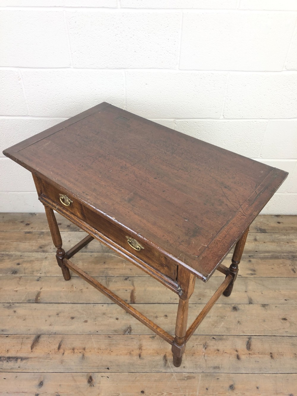 Early 20th Century Oak Side table View VIII