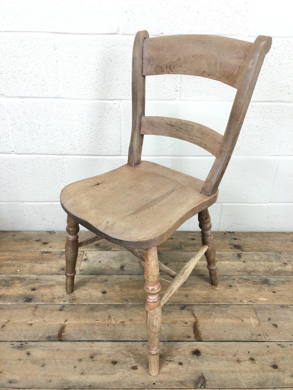 Set of Four Antique Farmhouse Chairs with Shaped Bar Backs View VIII